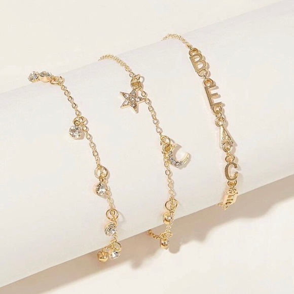 3/$30 💛 3pc Charm Anklet - Picture 2 of 4